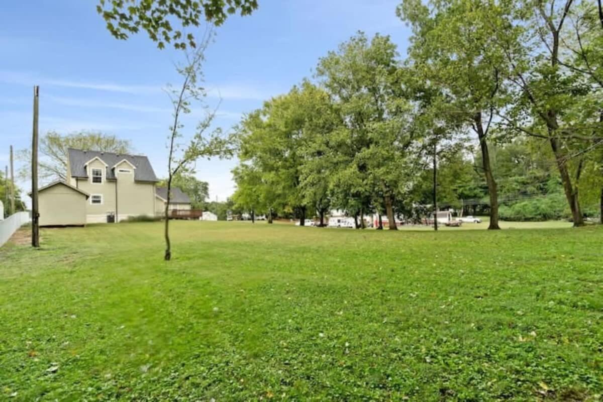 The Campbell Carriage House Apartment Clarksville Exterior foto